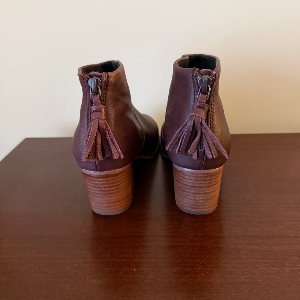 Toms Burgundy Maroon Boots Size 7 - Picture 3 of 5